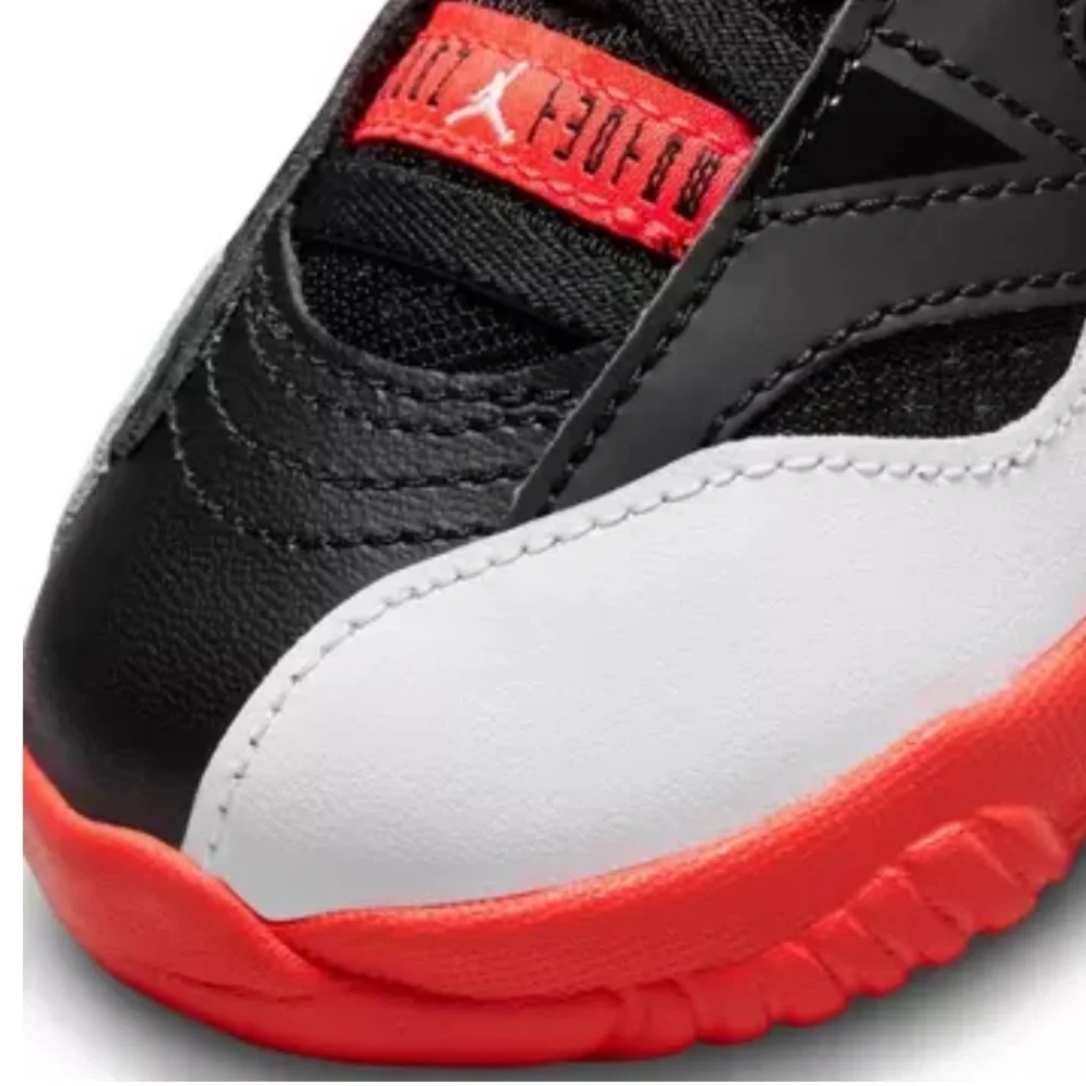 Jordan Jumpman Two Trey 